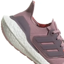 adidas Ultraboost 22