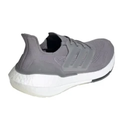 adidas Ultraboost 21