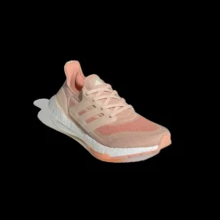 adidas Ultraboost 21