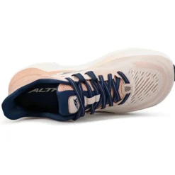 Altra Provision 6