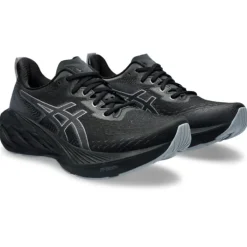 Asics Novablast 4
