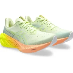 Asics Novablast 4 Paris