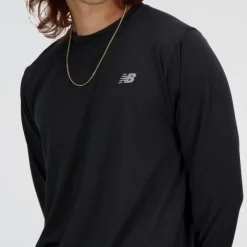 New Balance Athletics Run Long Sleeve T-Shirt