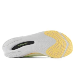 New Balance FuelCell SuperComp Pacer