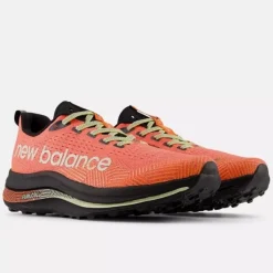 New Balance FuelCell SuperComp Trail