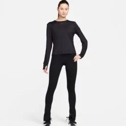 Nike Dri-FIT One Classic Long Sleeve Tee