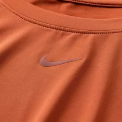 Nike Dri-FIT One Classic Short Sleeve Tee