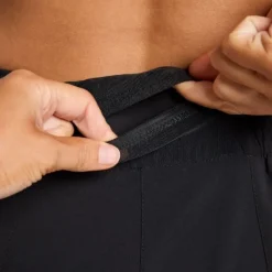 Nike Dri-FIT One Swoosh HyperBright Mid-Rase Brief-Lined Shorts