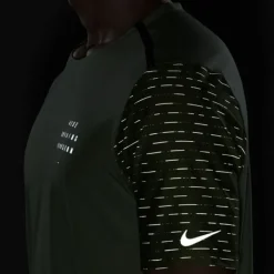 Nike Dri-Fit Rise 365 Run Division Tee