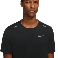 Nike Dri-FIT Rise 365 Short Sleeve Tee