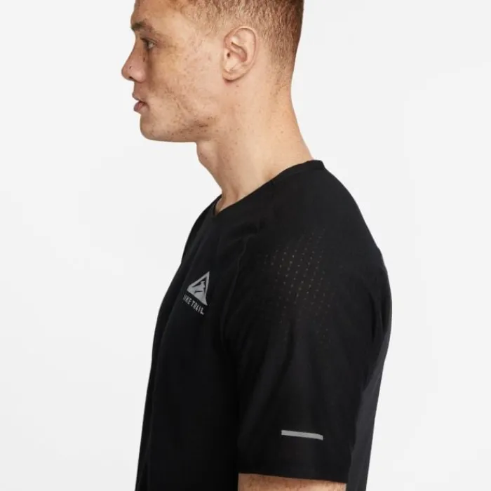 Nike Dri-FIT Solar Chase Short Sleeve Tee