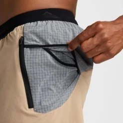 Nike Dri-FIT Trail Second Sunrise 5in Brief-Lined Shorts