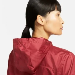 Nike Essential Jacket