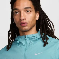 Nike Impossibly Light Windrunner Jacket