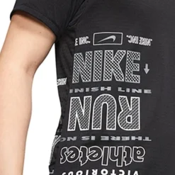 Nike Rise 365 Wild Run T-Shirt