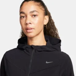 Nike Swift UV Jacket