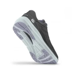 Topo Athletic Phantom 2