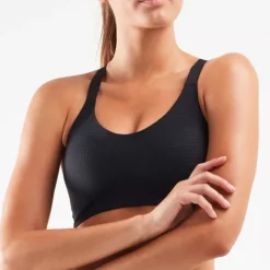 2XU Aero Medium Impact Bra